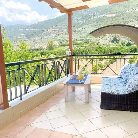 Anastasia With Hot Tub By The Sea Vila Epidaurus